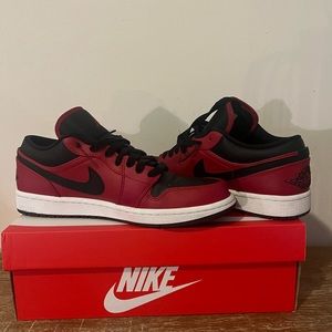 Nike size 8 men